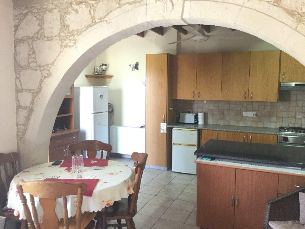 Residential Bungalow - STONE HOUSE BUNGALOW FOR SALE NEO CHORIO PAPHOS