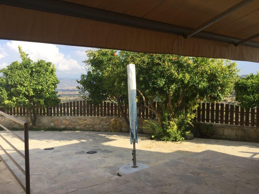 Residential Bungalow - STONE HOUSE BUNGALOW FOR SALE NEO CHORIO PAPHOS